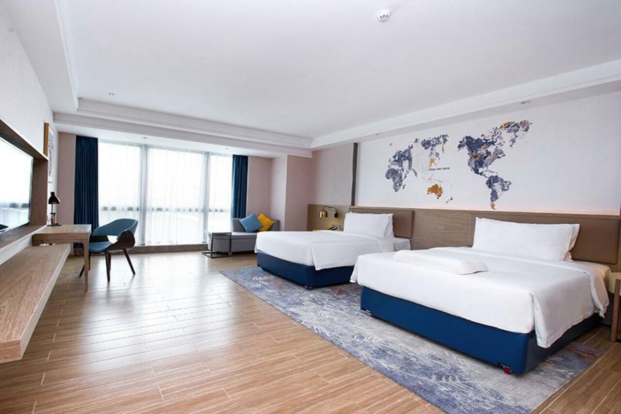 Kyriad Marvelous Hotel Σενζέν Εξωτερικό φωτογραφία